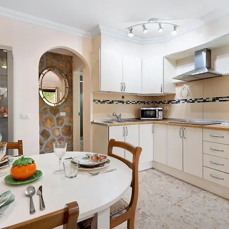 Apartment Beautiful Apartmento Amarilla Golf *