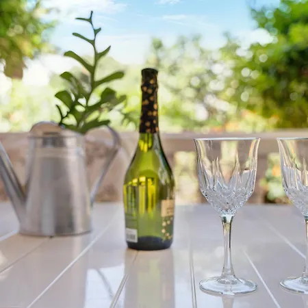 Beautiful Apartmento Amarilla Golf شقة *